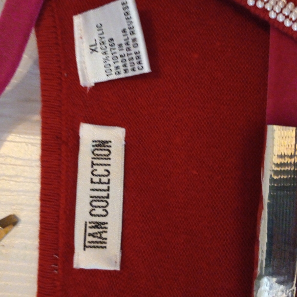 Tian Collection XL sweater - Picture 2 of 3